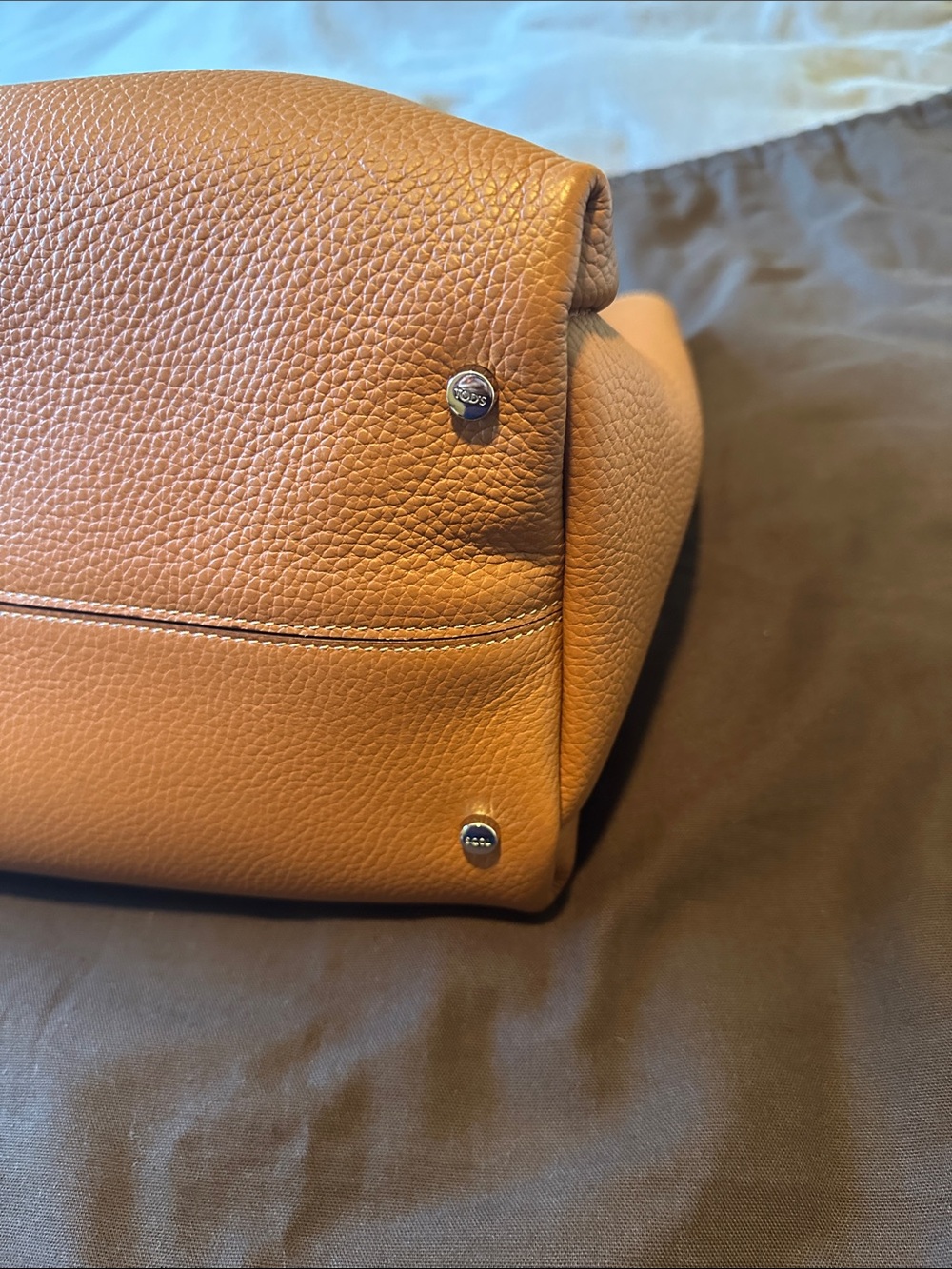 Tod's Tan & Brown Leather Tote Medium - Brown and Burgandy - Picture 14 of 14